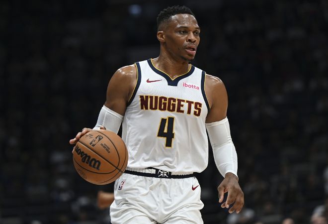 关键时刻：球员伤病情况成为焦点讨论的简单介绍