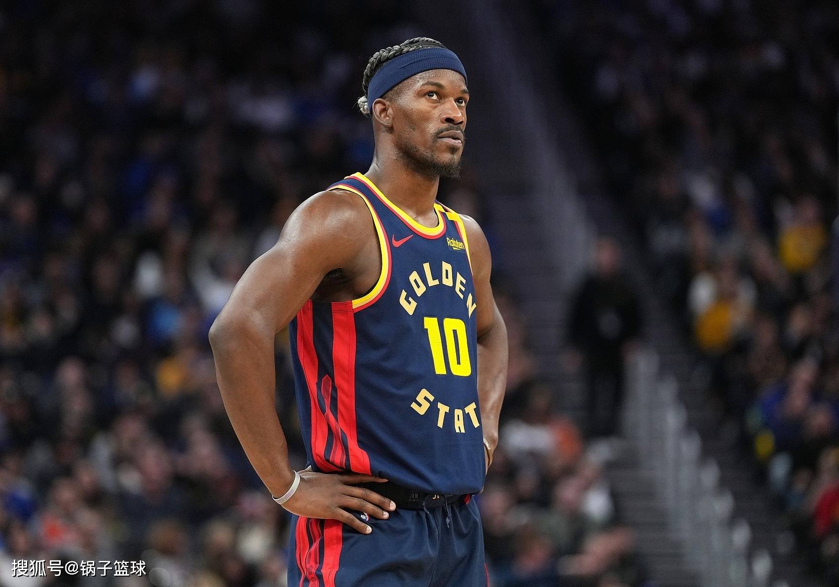 包含火箭队压力山大，如何化解困境重振士气？的词条