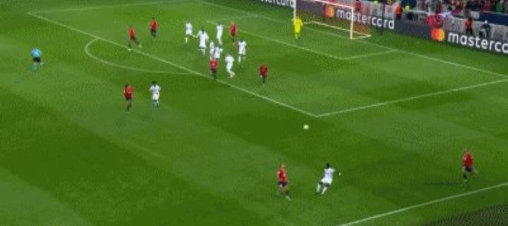 里尔客场不敌尼斯，遭遇意外