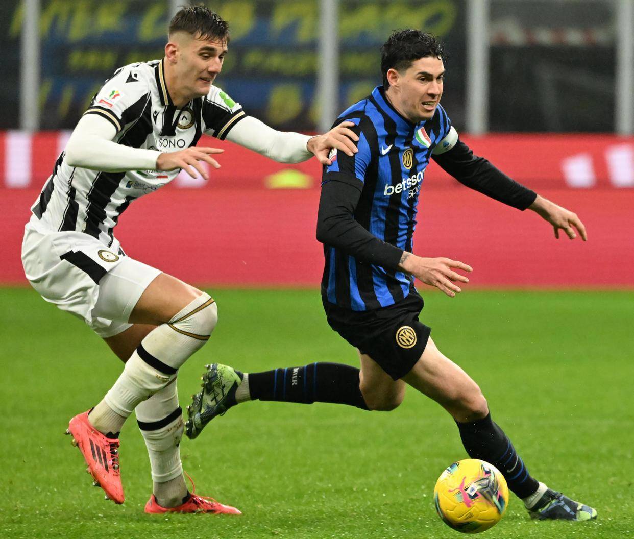 意甲球队士气高涨，备战即将到来的比赛的简单介绍