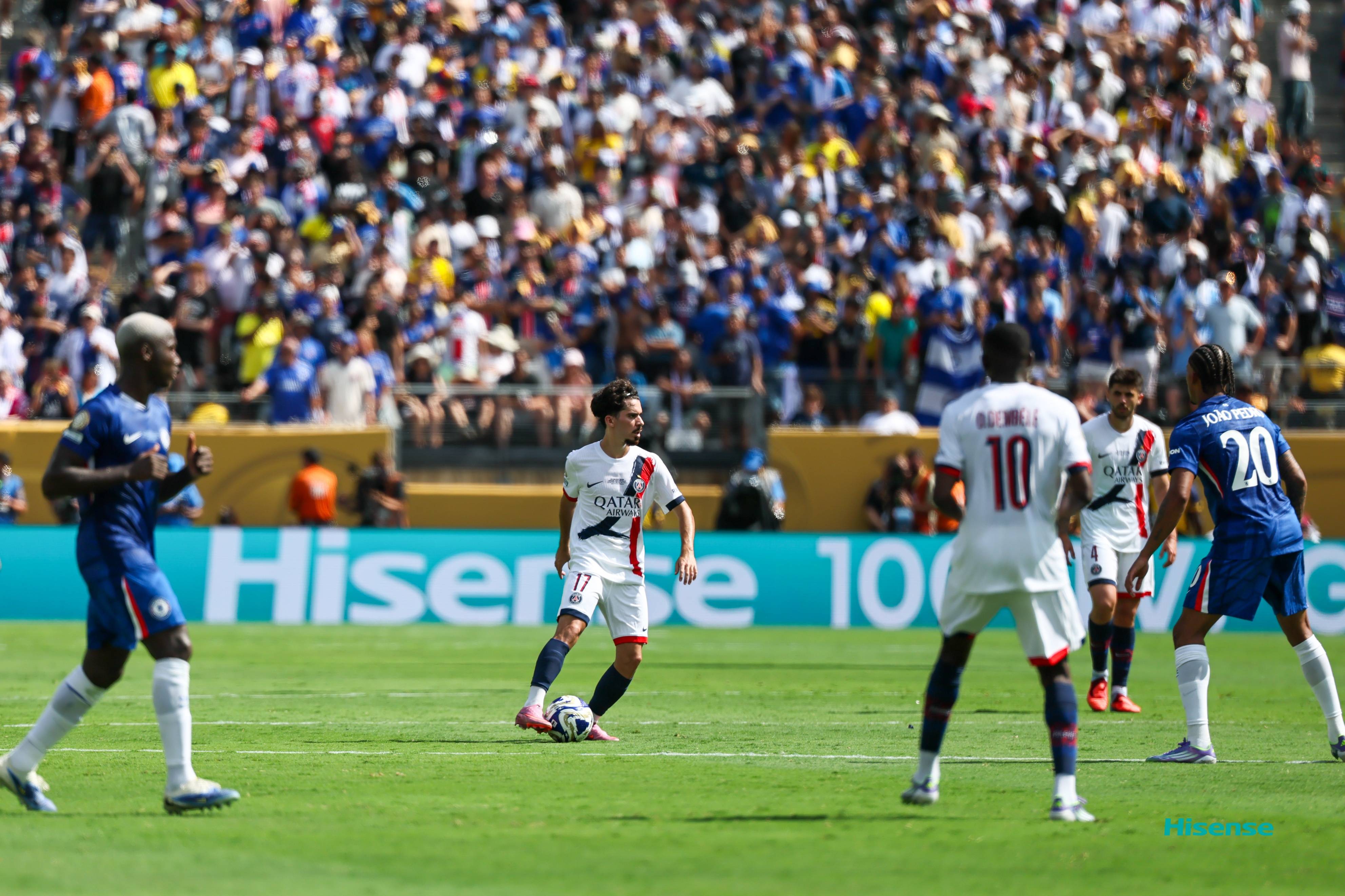 切尔西客场勇夺三分，追赶领跑球队