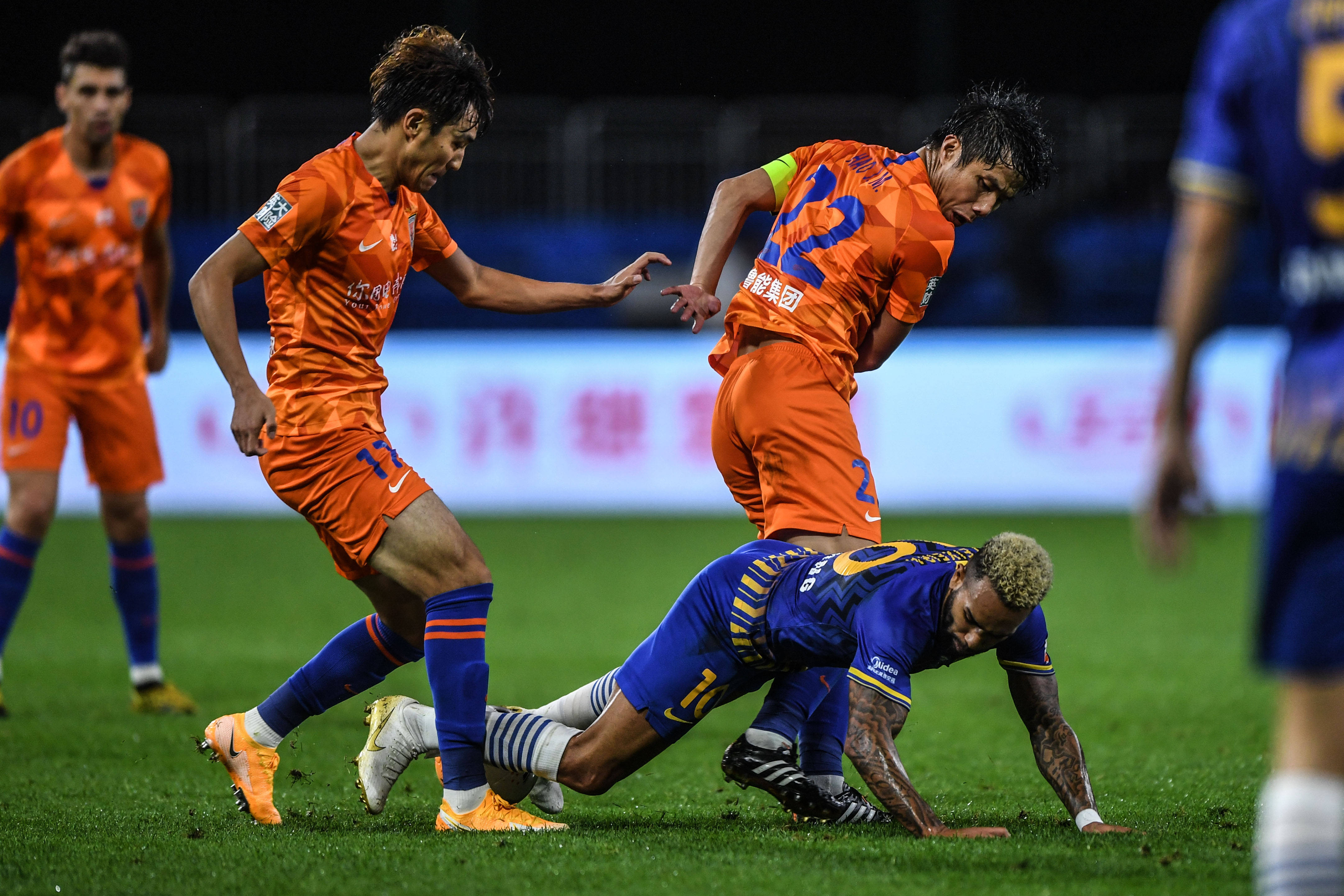 江苏苏宁队斩获三连胜势不可挡的简单介绍