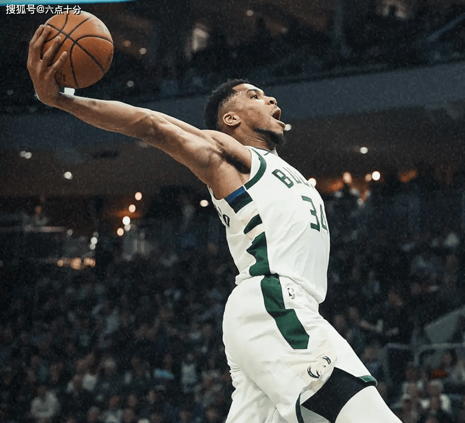 雄鹿胜太阳，莫里斯关键时刻的简单介绍