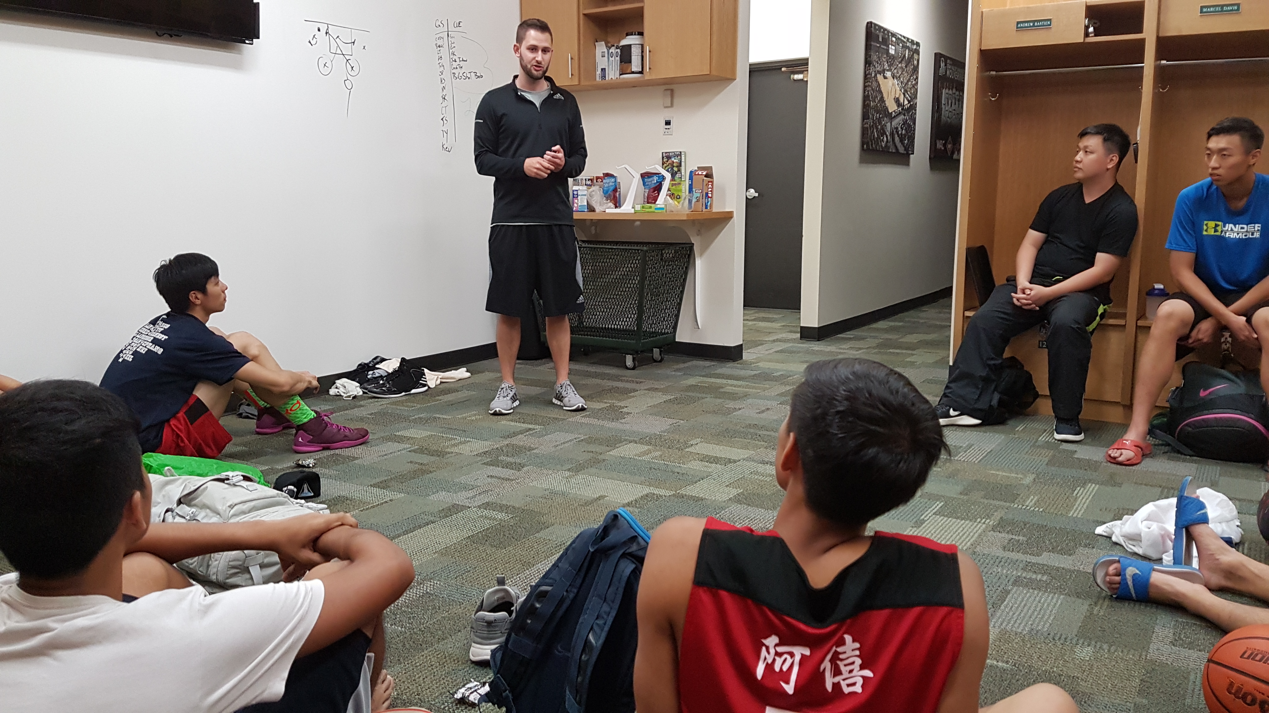 巴基斯坦篮球选手参加国际篮球训练营 巴基斯坦篮球选手参加国际篮球训练营