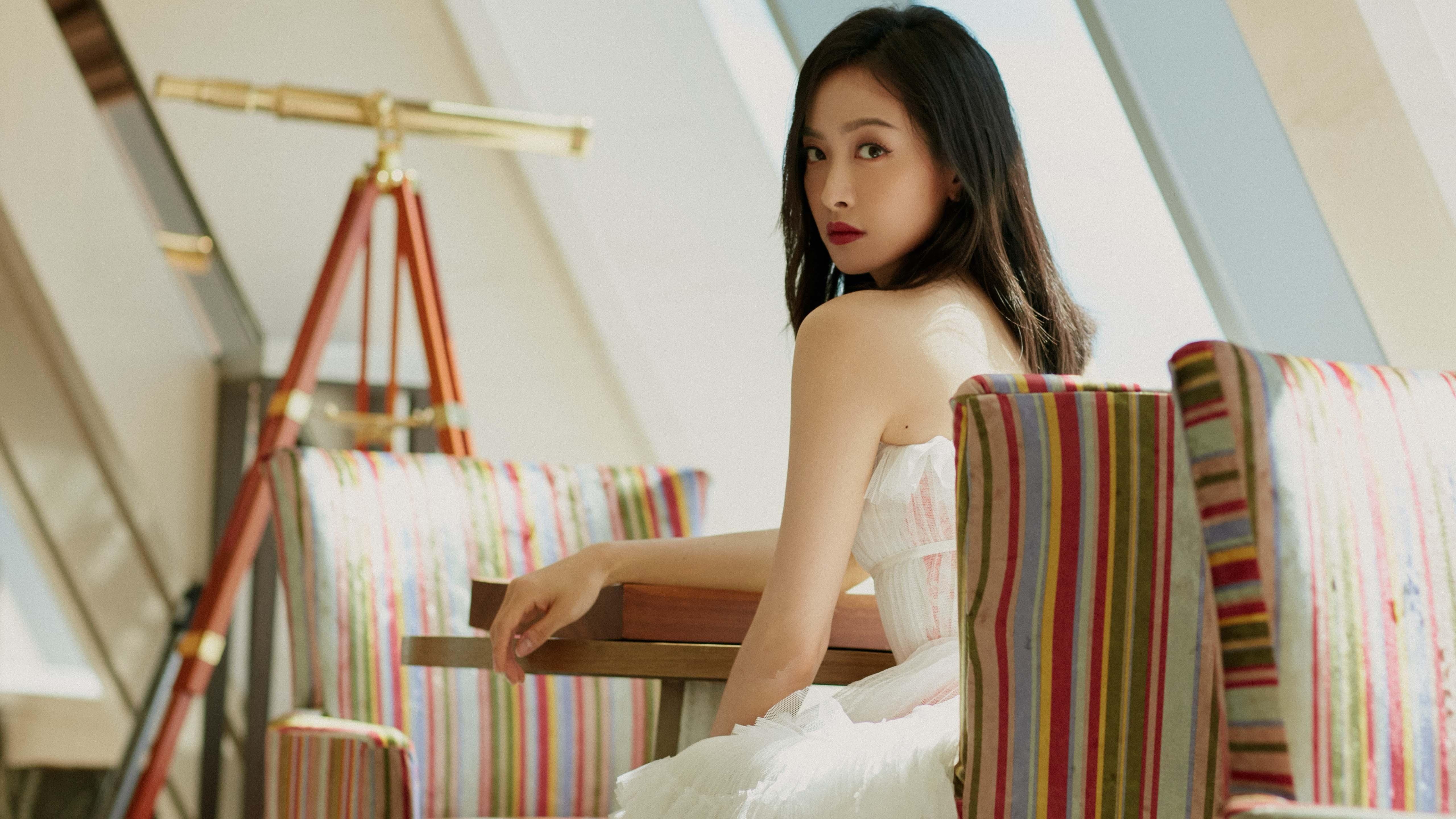 乌拉圭正面击溃波兰,迪亚斯关键先生一锤定音