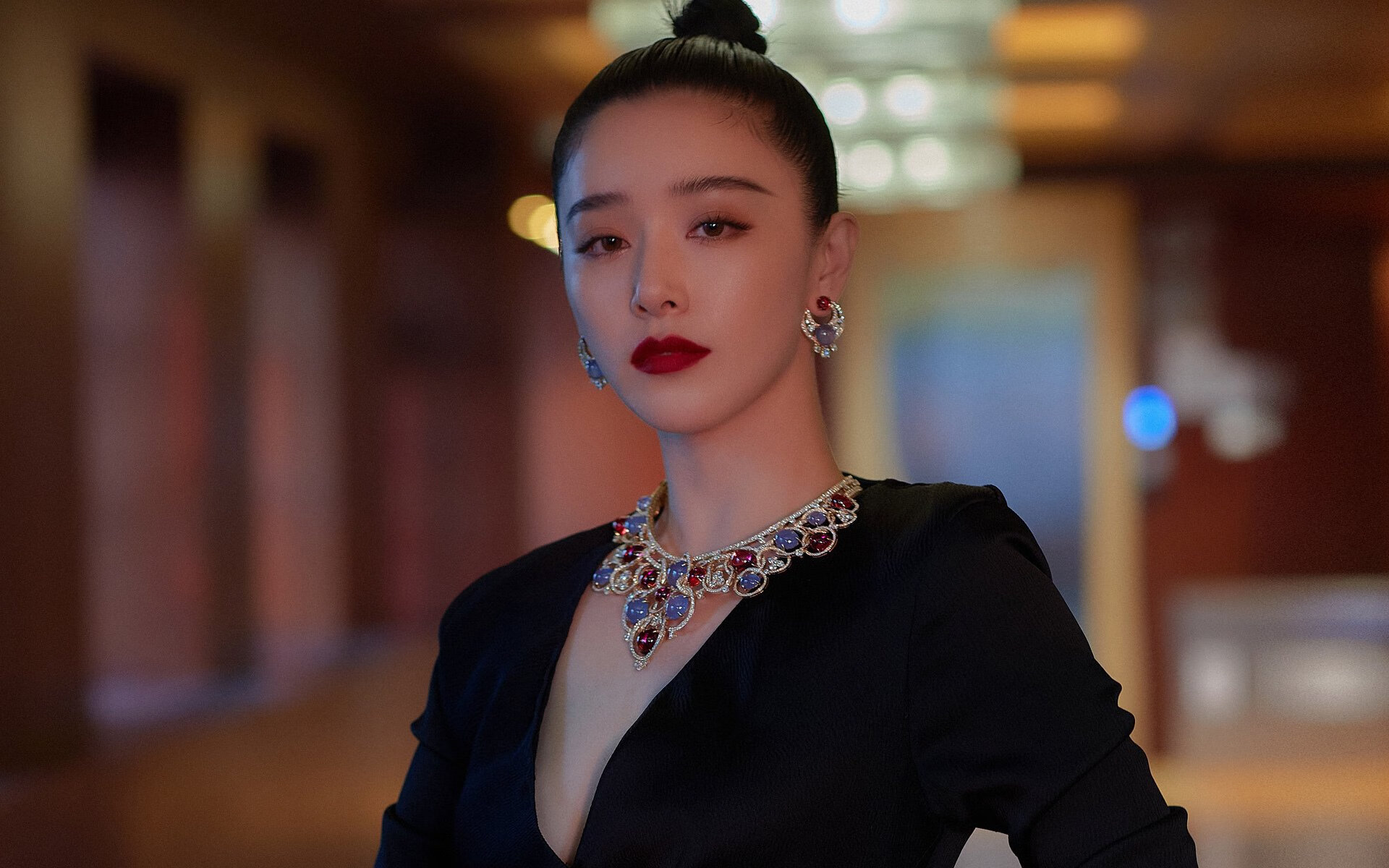 街巷狂想曲,当F1的铁蹄踏入足球圣城,毕尔巴鄂如何掀翻永恒罗马