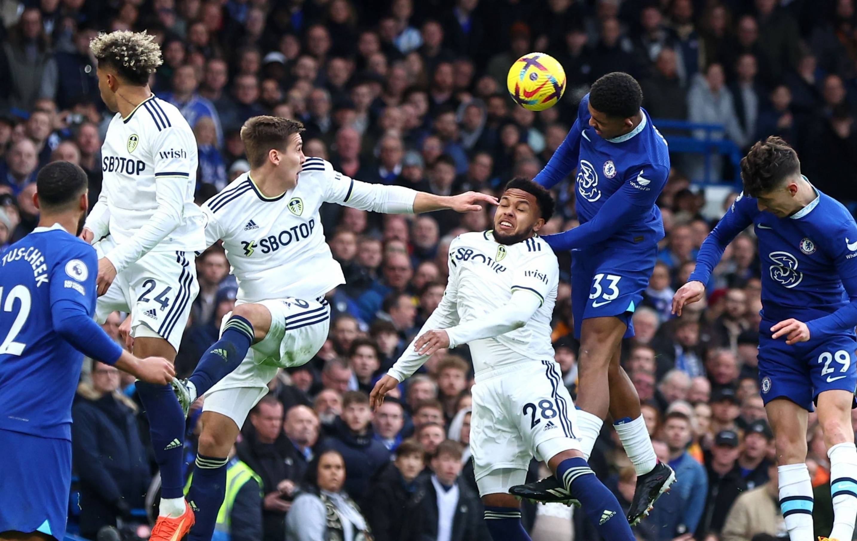 挪威对阵突尼斯，哈弗茨完成自我救赎