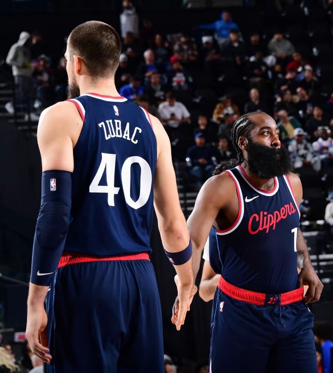 灰熊险胜步行者，伦纳德成为胜负手