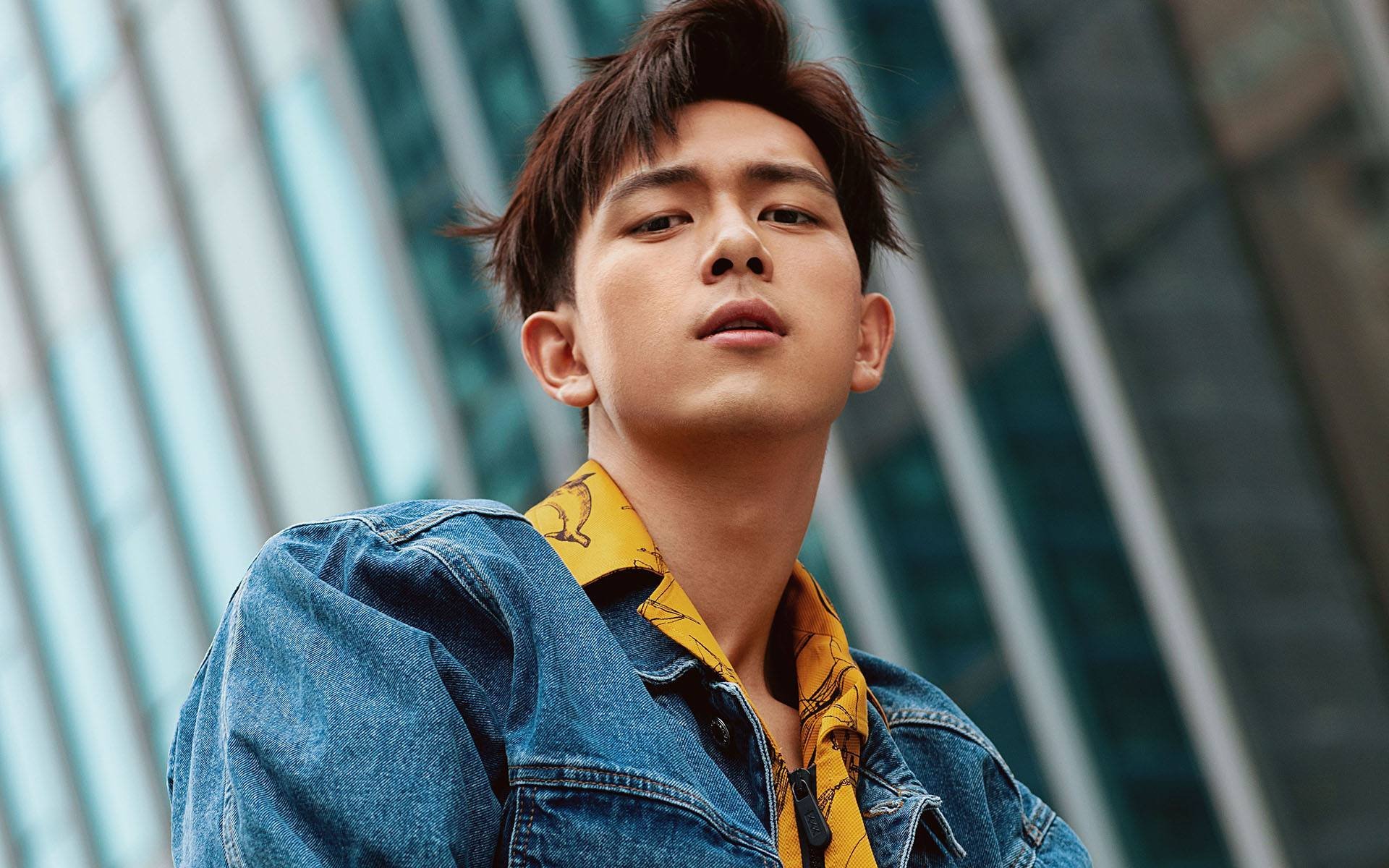 拉亚之夜，当沉默的哨兵用双手写就教科书