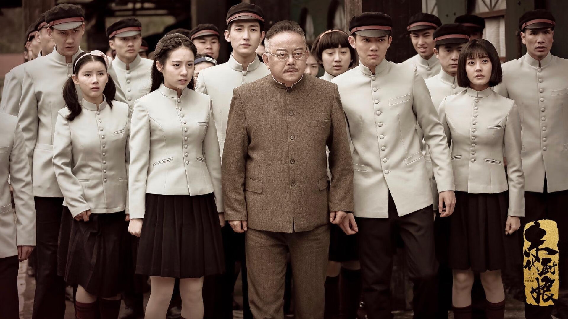 决胜时刻的库里法则，尼克斯险胜黄蜂，夺冠路上解锁关键先生密码