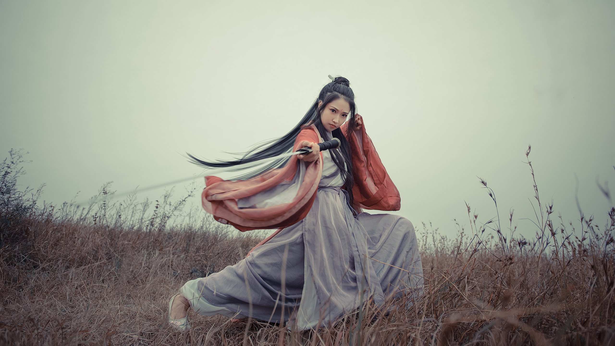 英超争冠焦点战，奇才般曼城强势晋级，黄蜂沃特福德黯然失色