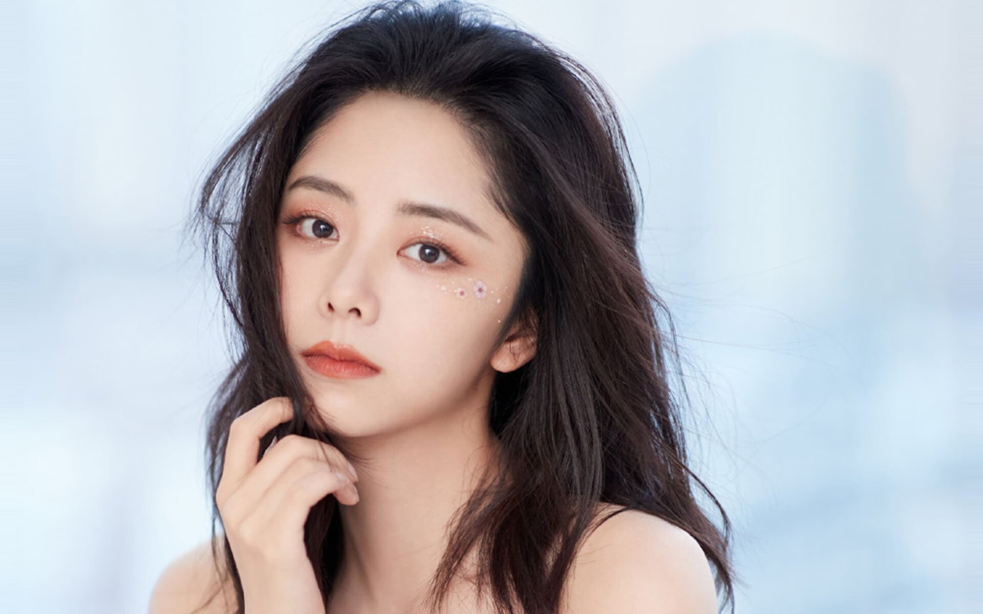 开云体育-寒夜淬刃，当时间归零，利拉德在绝境中写下巨星的定义